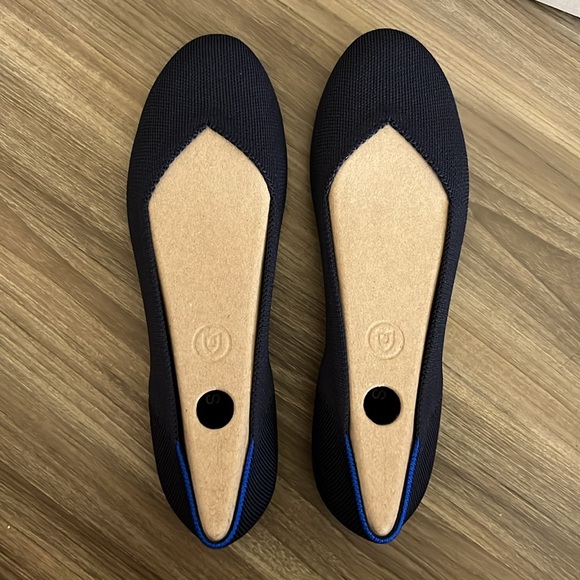 Rothy's The Flat in Maritime Navy Ballet Flats V Vamp - Picture 4 of 5